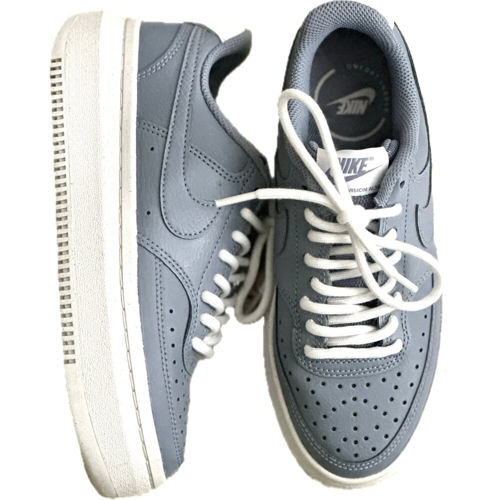 Nike Women's Gray Sneakers